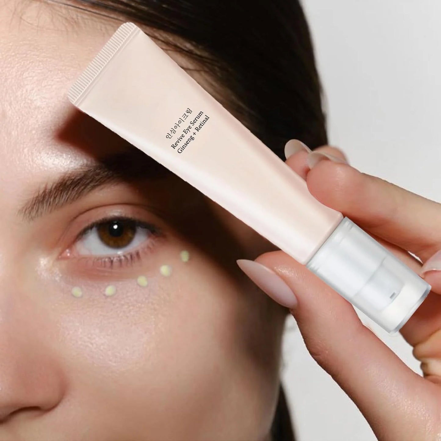 Retinol Eye Cream Stick, Reduces Dark Circles and Wrinkles, Moisturizes and Tightens The Eyes, Eye Cream Korean Eye Care Product
