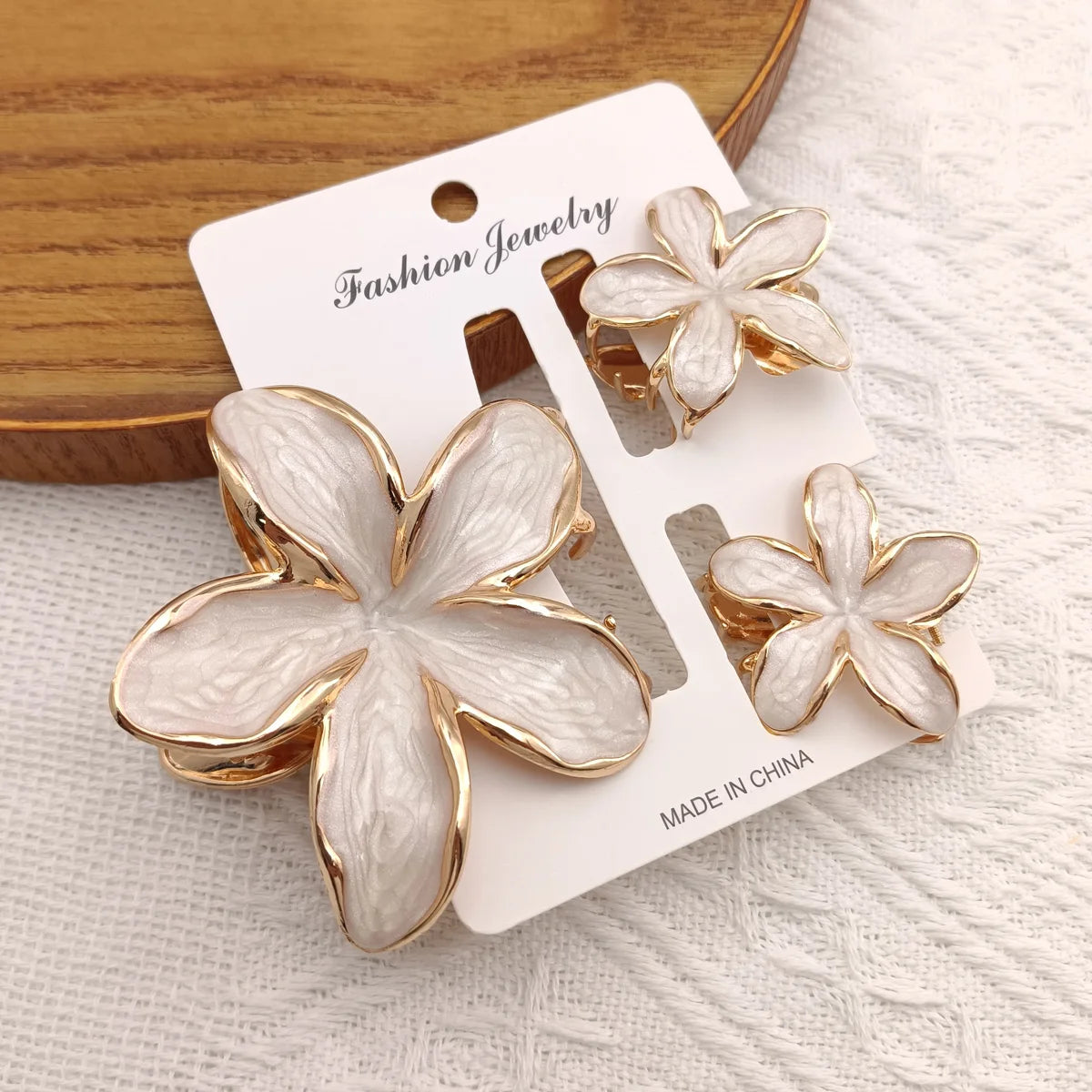 3/6 Pcs Alloy Flower Hair Claw Clips for Women Beach Holiday Hair Claw Stylish Shopping Headwear Female Hair Accessory