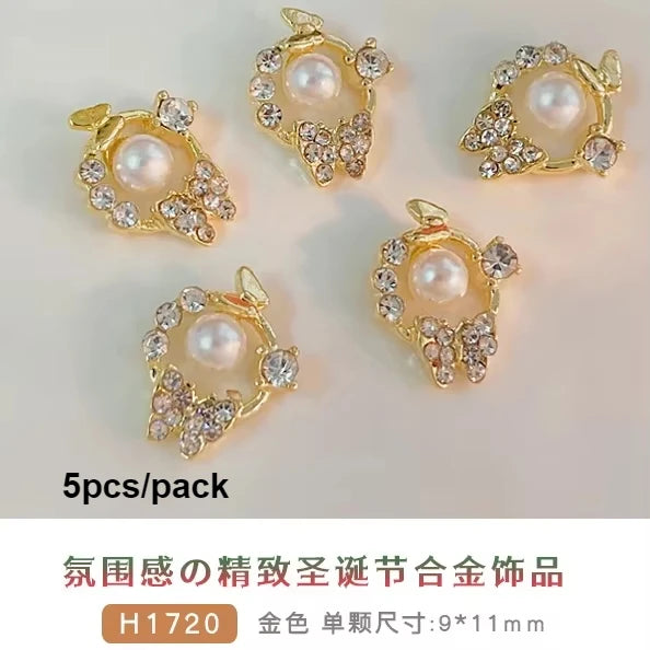 Flat Pearl Wreath Star Bowknot Butterfly Rhinestones Christmas Koi Metal Alloy Jewelry Nail Art Decorations Manicure Accessories