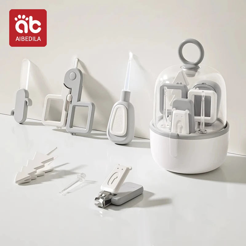 Newborn Baby Nail Scissor Baby Nail Care Tool Kid Safe Portable Nail Clipper Trimmer Tweezer with Box Children Manicure Kit