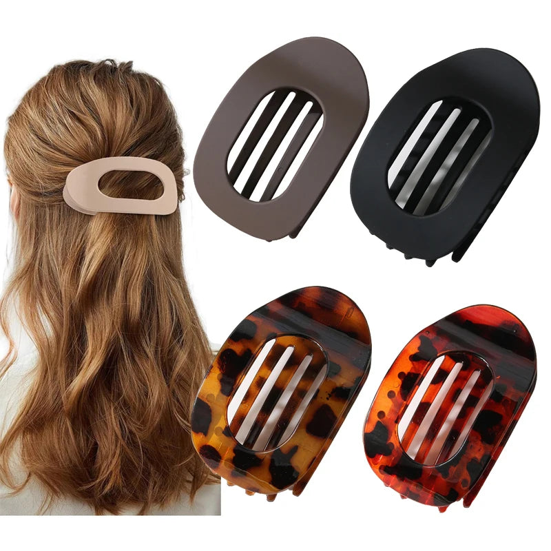Fashion Oval Flat Hair Clips for Women New Design Leopard Large Flat Round Claw Clip French Acrylic Lying Down Hair Accessories