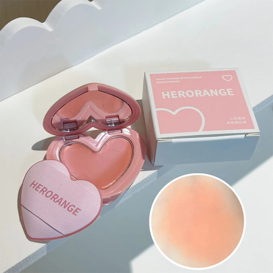 Matte Blush Cream, Heart-Shaped Solid Color Design, Delicate Texture That Adheres to the Skin, Low Saturation for Natural Contouring, Portable Packaging with Built-In Mirror and Puff, Long-Lasting and Does Not Come Off
