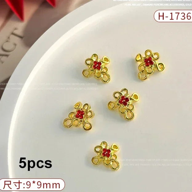 Flat Pearl Wreath Star Bowknot Butterfly Rhinestones Christmas Koi Metal Alloy Jewelry Nail Art Decorations Manicure Accessories