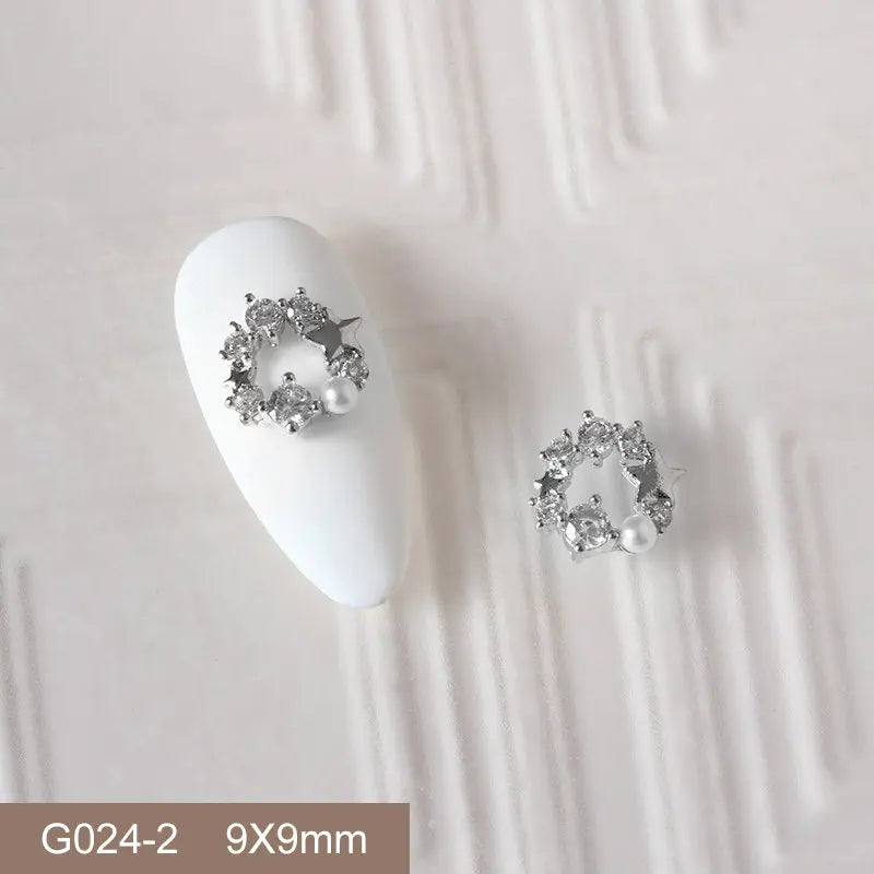 10pcs 3D Alloy Christmas Tree Bells Nail Art Zircon Pearl Metal Manicure Nails Accessories DIY Nail Decorations Supplies Charms
