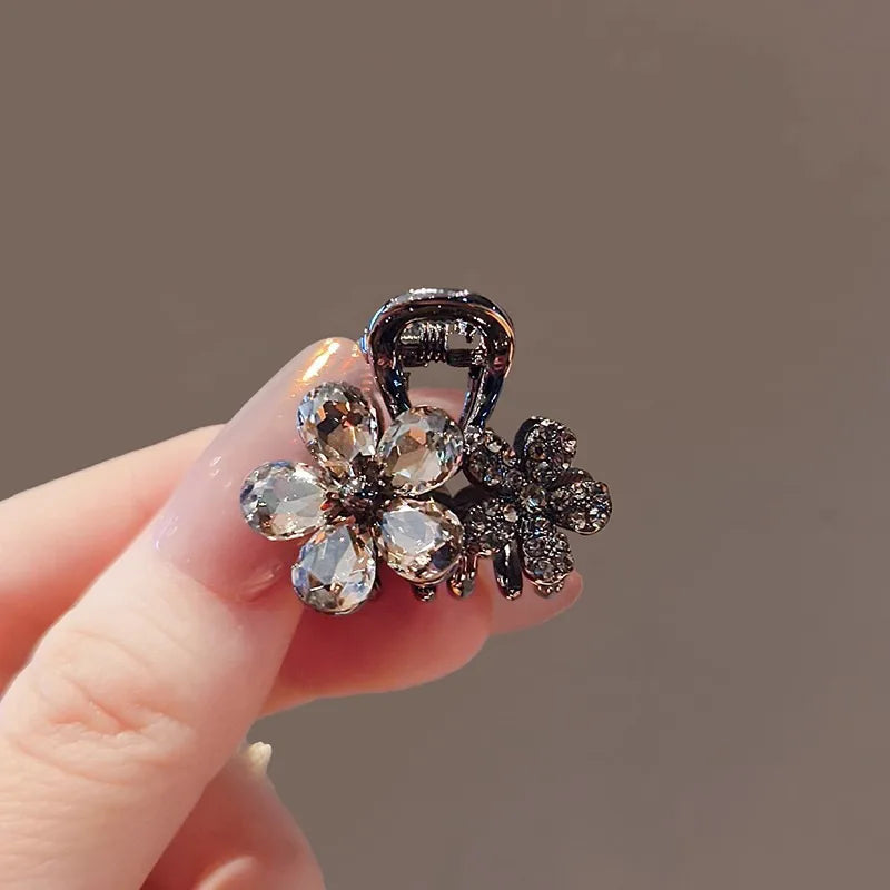 Crystal Flowers Shark Clip Small Premium Hair Clip Claw Clamp Disc Hair Clip Headwear Girls Women Hair Accessories