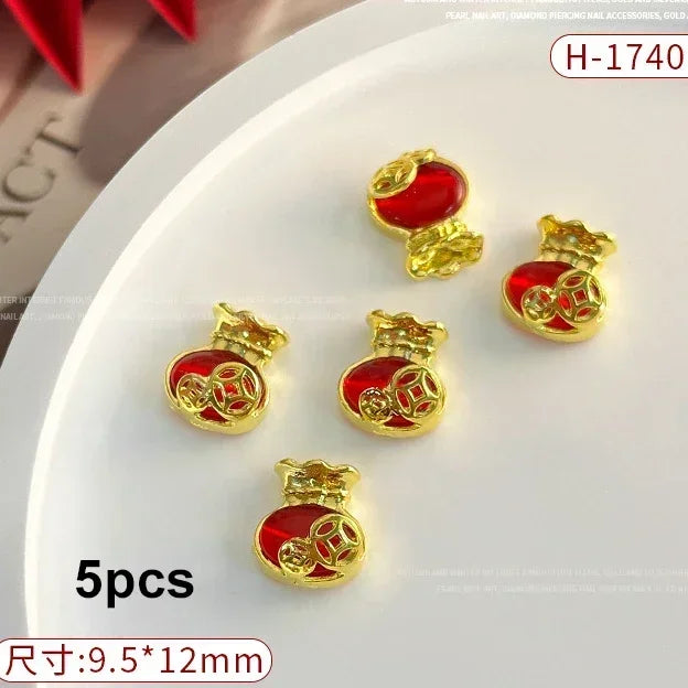 Flat Pearl Wreath Star Bowknot Butterfly Rhinestones Christmas Koi Metal Alloy Jewelry Nail Art Decorations Manicure Accessories